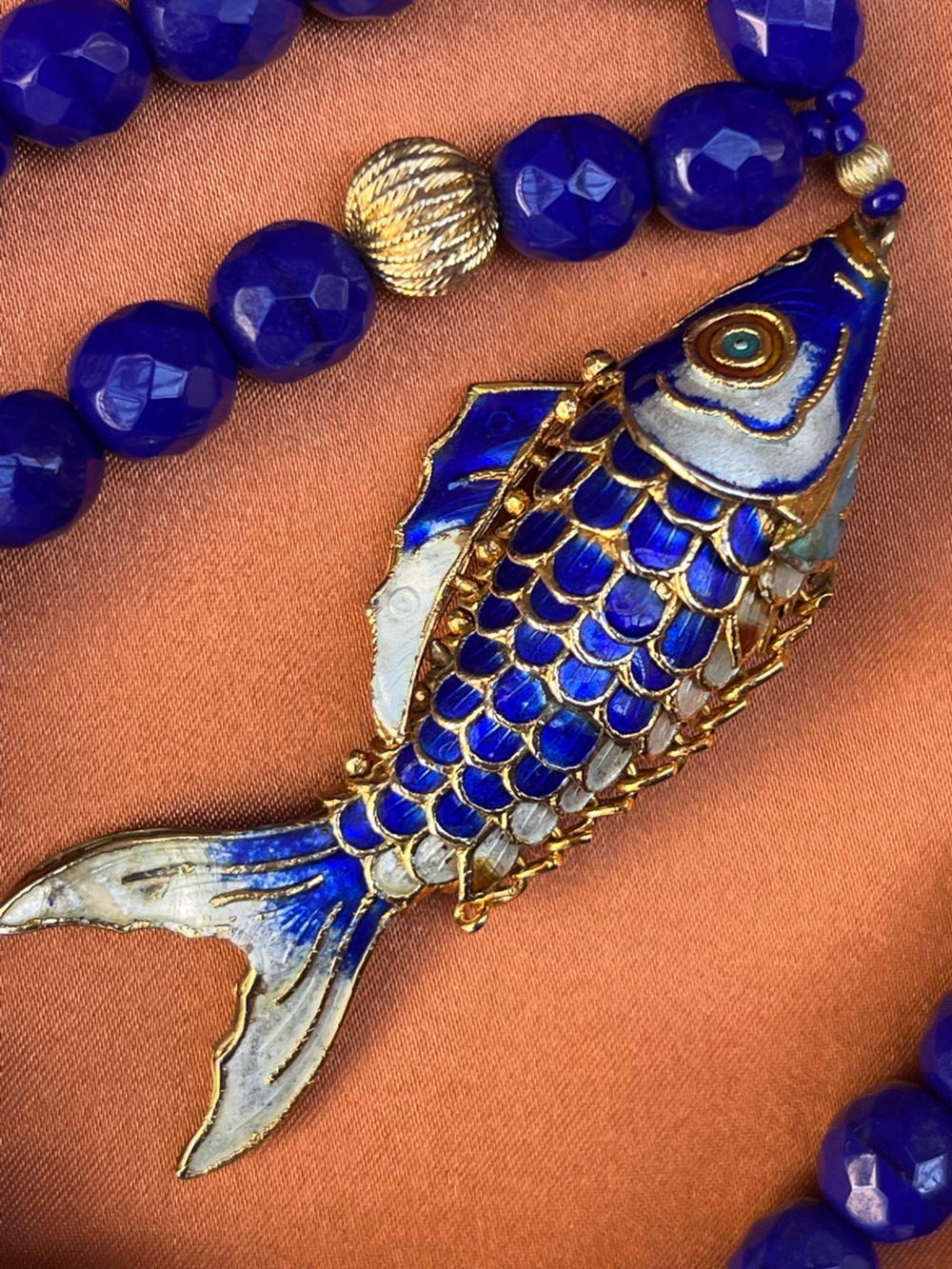 SIGNED Hobé Cloisonné Articulated Fish Necklace